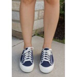 Tommy Hilfiger Size 10 Navy Canvas Low-Top Sneakers  White Trim & Laces